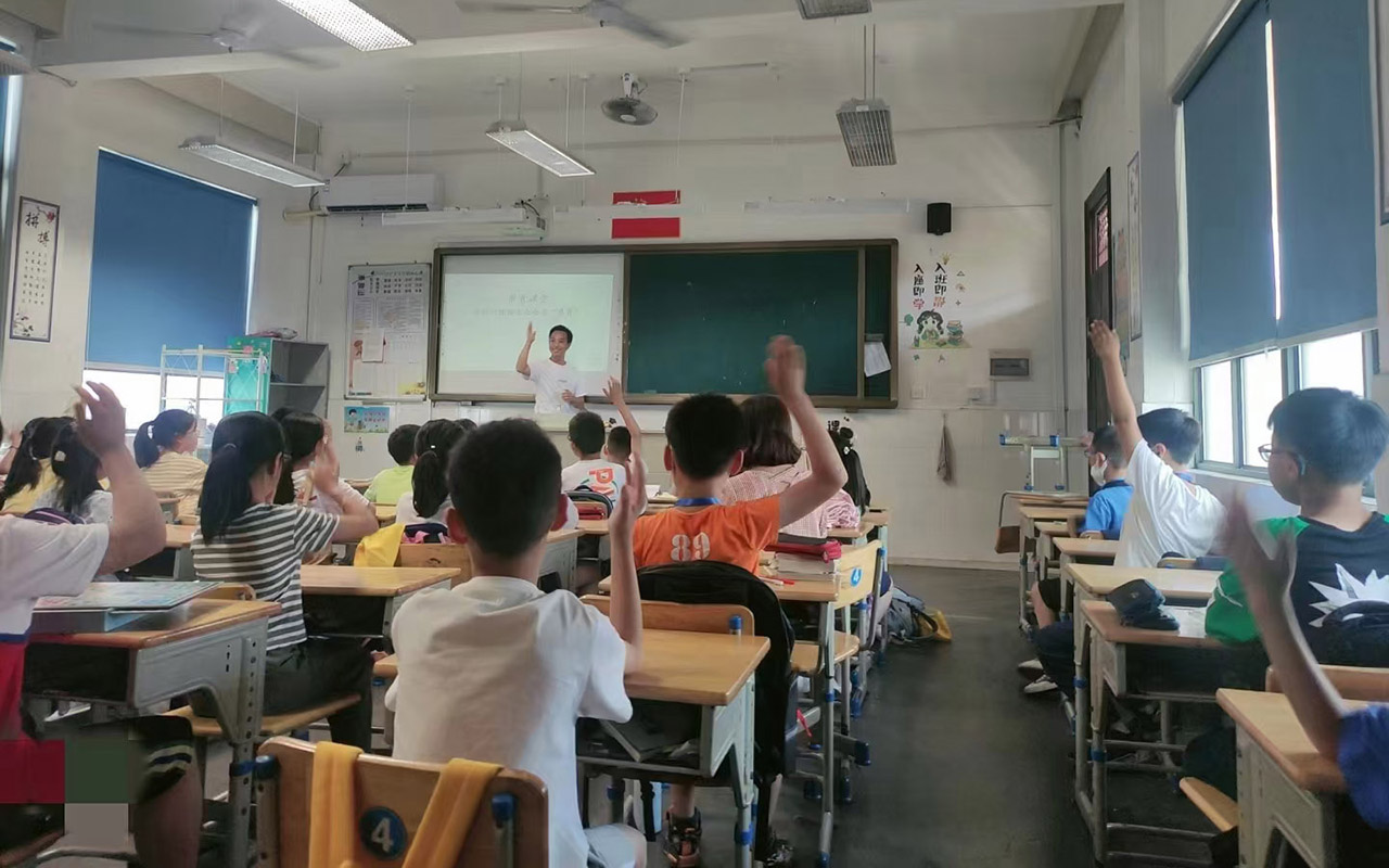 桓仁冯家小学