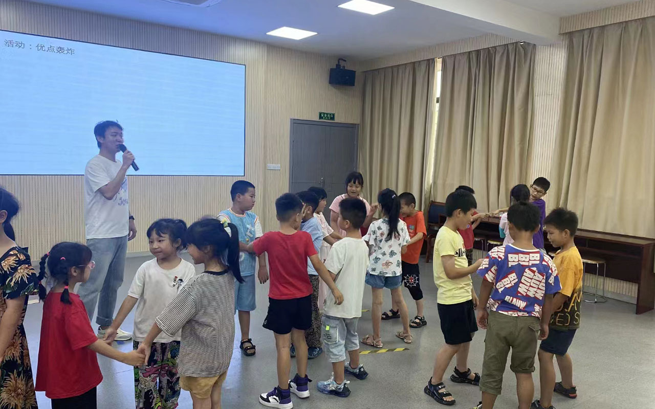 桓仁龙观乡中心学校